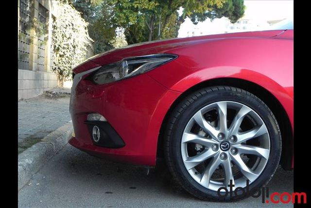 Mazda 3 (2015) 1.5 SkyActiv - 10