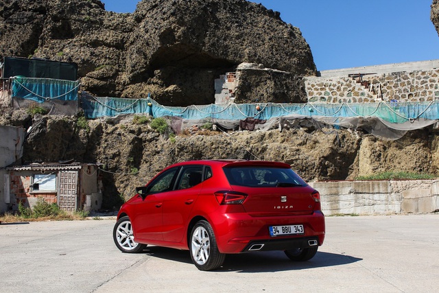 SEAT Ibiza 1.0 TSI DSG FR - 2