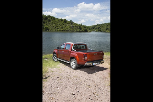 Isuzu D-Max 1.9 4x4 V-Cross - 6