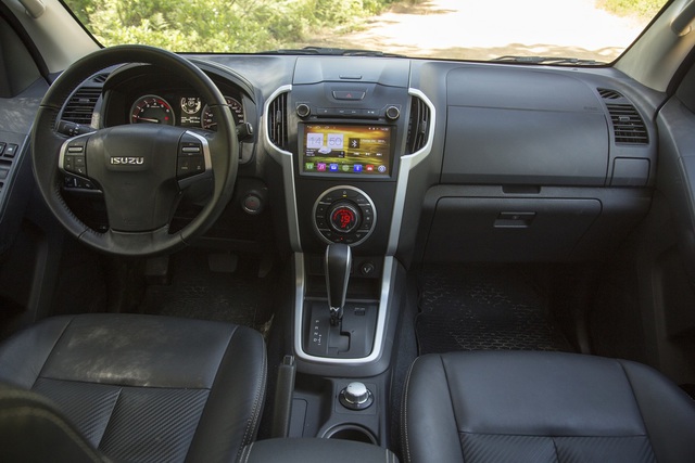 Isuzu D-Max 1.9 4x4 V-Cross - 17