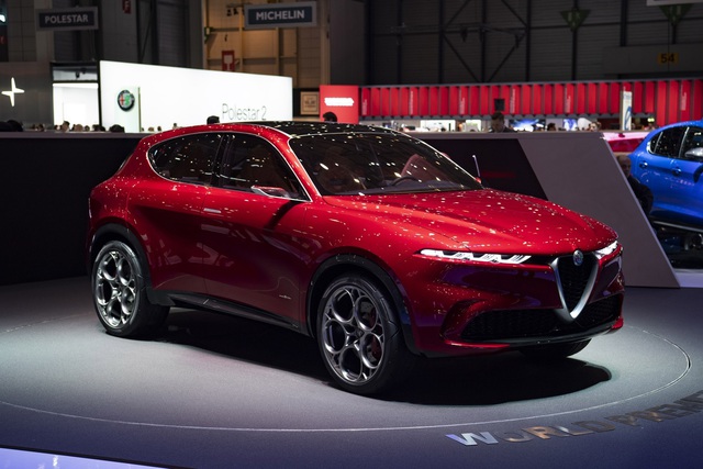 Alfa Romeo Cenevre’de kompakt SUV konsepti Tonale’yi gösterdi - 1