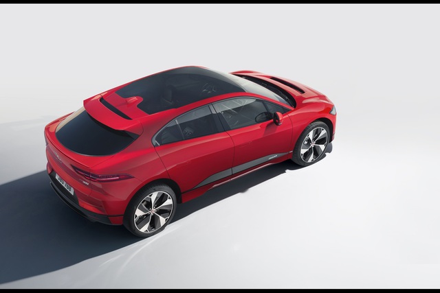 Jaguar I-Pace Yılın Otomobili seçildi - 6