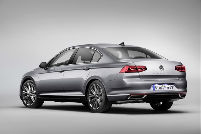 Makyajlı VW Passat satışa sunuldu - 2