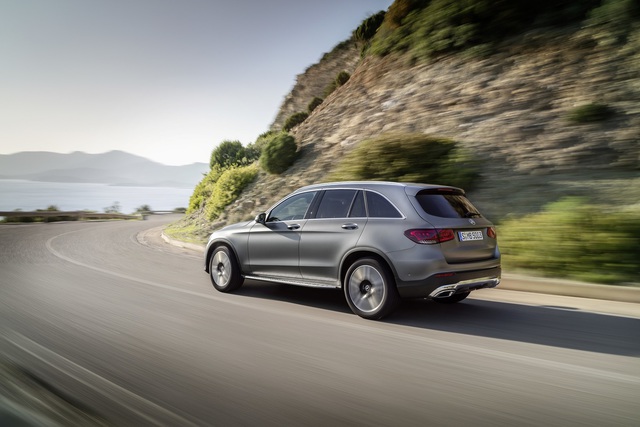 Makyajlı Mercedes GLC yeni motorlar ve teknolojilerle geldi - 2