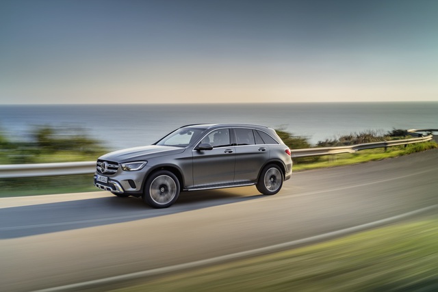 Makyajlı Mercedes GLC yeni motorlar ve teknolojilerle geldi - 3