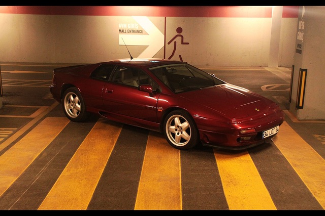 Lotus Esprit S4 (1995) - 8