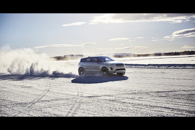 Yeni Range Rover Evoque satışa sunuldu - 21