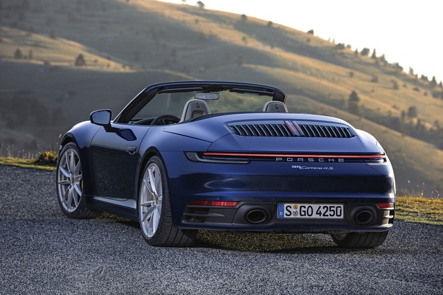 Yeni Porsche 911 Cabriolet tanıtıldı - 3