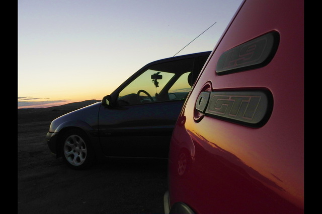 Peugeot 205 GTi 1.9 - Citroen Saxo VTS 16v - 11