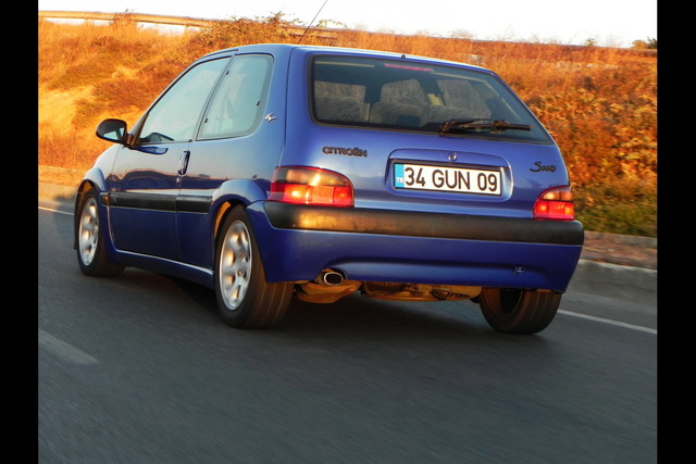 Peugeot 205 GTi 1.9 - Citroen Saxo VTS 16v - 28