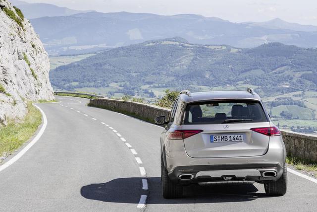 Yeni Mercedes GLE, X5’i gözüne kestirdi - 3