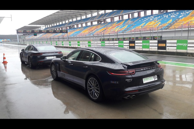 Porsche Panamera 4S Diesel  - 7