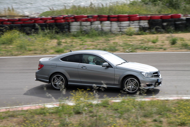 BMW M3 - Mercedes-Benz C63 AMG  - 7