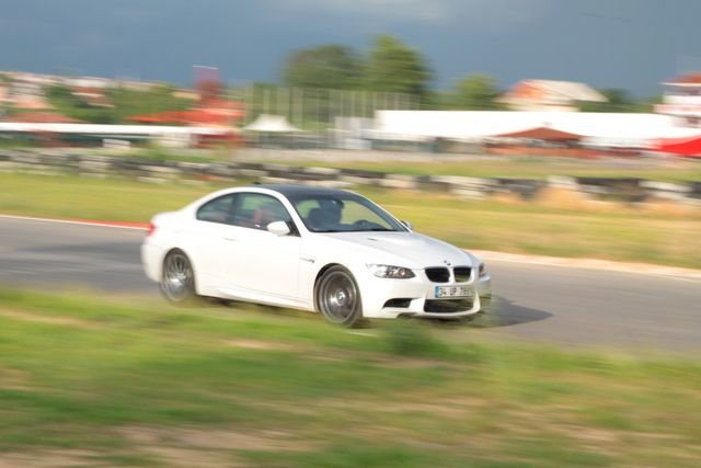 BMW M3 - Mercedes-Benz C63 AMG  - 20