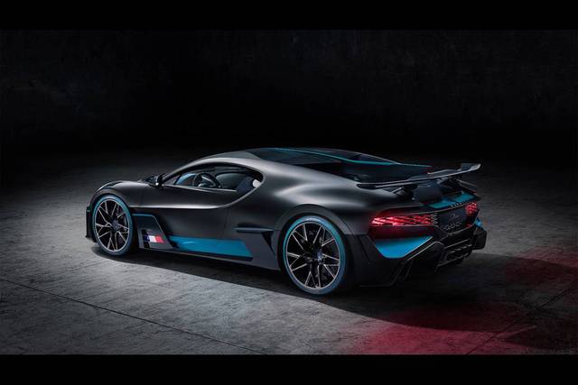 Bugatti Divo: Pist sürüşü odaklı bir Chiron - 2