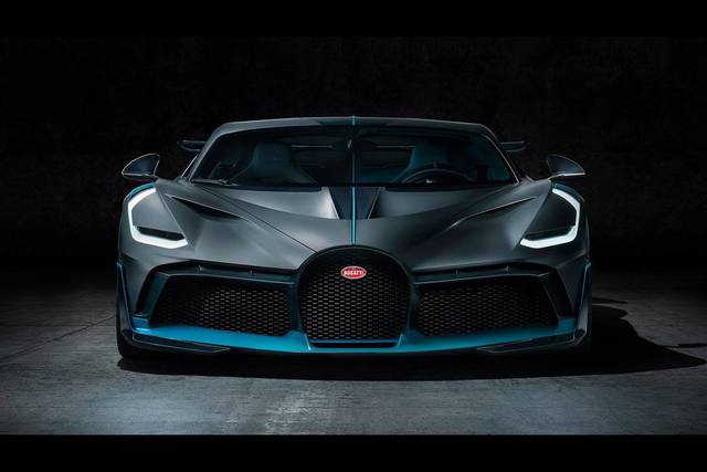 Bugatti Divo: Pist sürüşü odaklı bir Chiron - 5