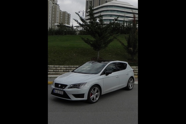 SEAT Leon Cupra - 5