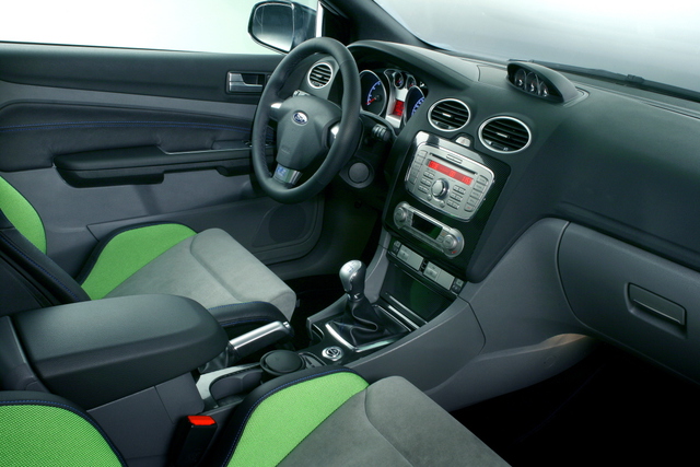 Ford Focus RS (2009) - 24