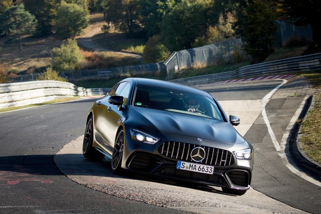 Mercedes-AMG GT 4-Door’un Nürburgring derecesinin “bir kısmı” geldi - 1