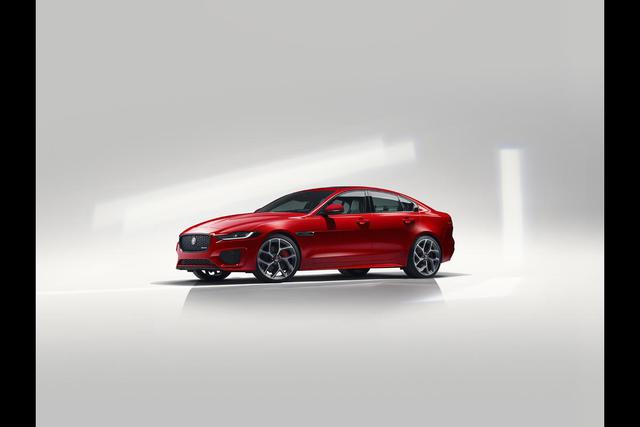 Makyajlı Jaguar XE Türkiye’de satılmaya başlandı - 7