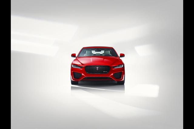 Makyajlı Jaguar XE Türkiye’de satılmaya başlandı - 9