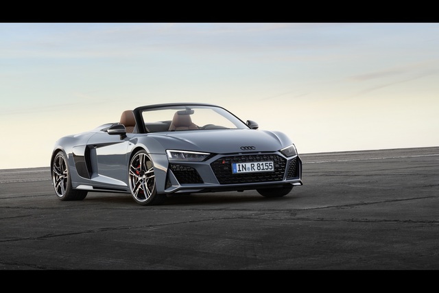 Audi R8 makyajlandı - 3