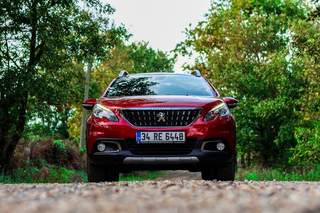 Peugeot 2008 1.2 EAT6 Allure - 6