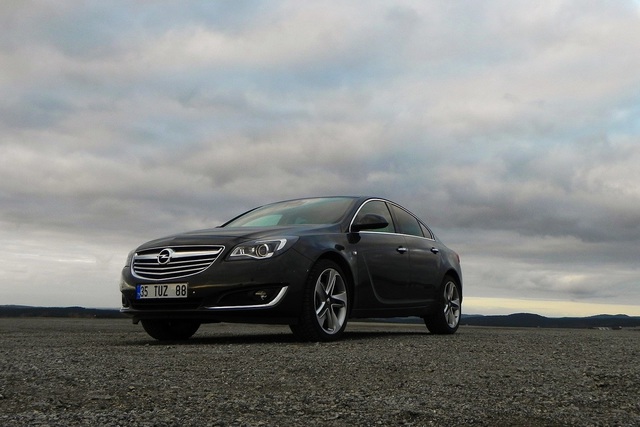 Opel Insignia 1.6 170 bg Cosmo - 2