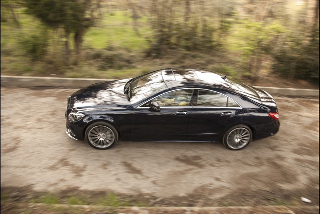 Mercedes-Benz CLS 250d 4 Matic - 13