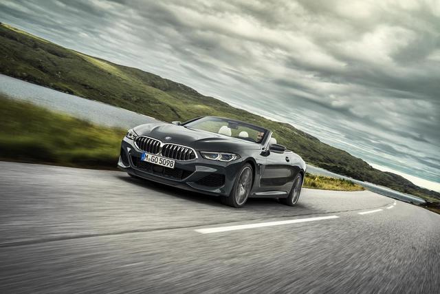 BMW 8 Serisi Convertible hem şık, hem havadar - 1