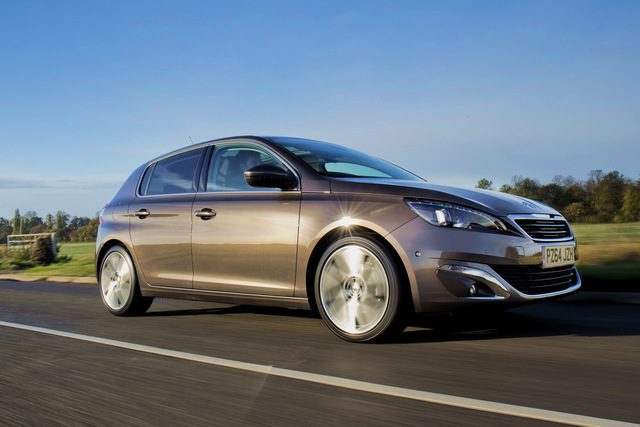 Peugeot 308 (2015) 1.2 Puretech 82 - 4