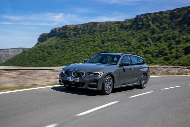 Yeni BMW 3 Serisi Touring tanıtıldı - 12