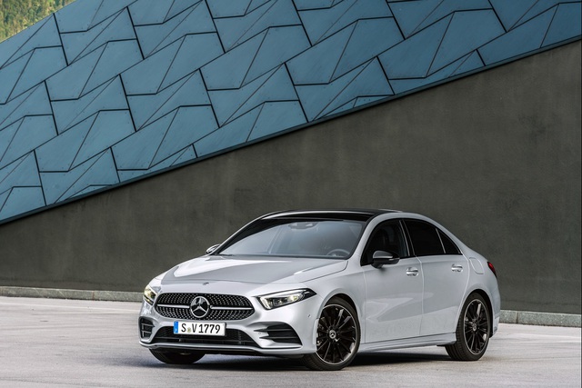 Mercedes A-Serisi Sedan resmen tanıtıldı - 7