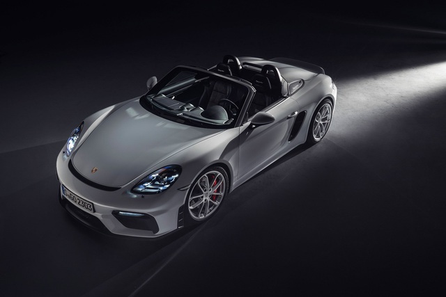 420 bg ve manuel: Yeni Porsche 718 Cayman GT4 ve Boxster Spyder - 6