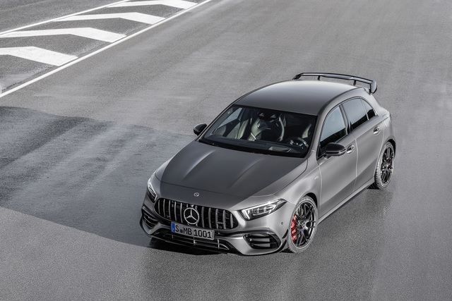 Mercedes-AMG A45 ve CLA45 sonunda tanıtıldı! - 6