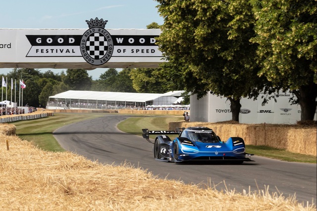 VW ID.R Goodwood’da 20 yıllık rekoru kırdı! - 4