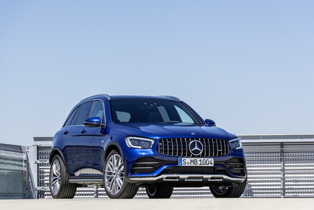 Mercedes, makyajlı GLC’de AMG 43 versiyonlarını tanıttı - 5