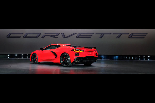 Ortadan motorlu Corvette C8 Stingray 495 bg’lik V8’le geldi! - 8