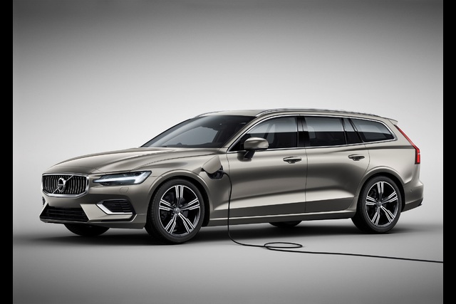 2018 Volvo V60, Cenevre öncesi yüzünü gösterdi - 11