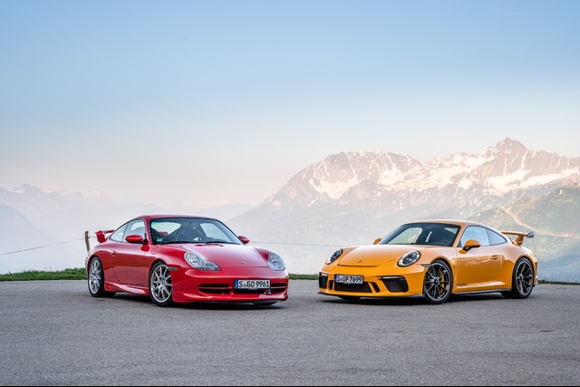 Porsche 911 GT3 20 yaşında - 10