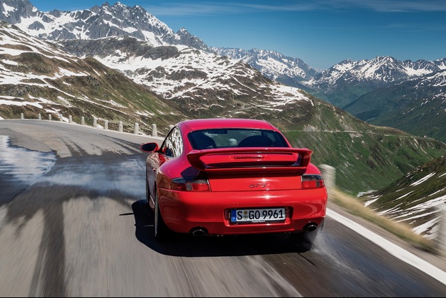 Porsche 911 GT3 20 yaşında - 20