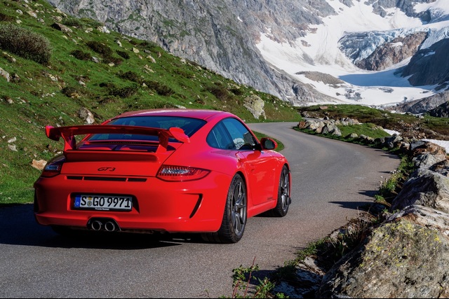 Porsche 911 GT3 20 yaşında - 46