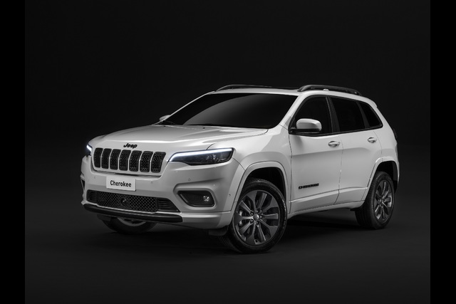 Makyajlı Jeep Cherokee Detroit'i bekliyor - 12