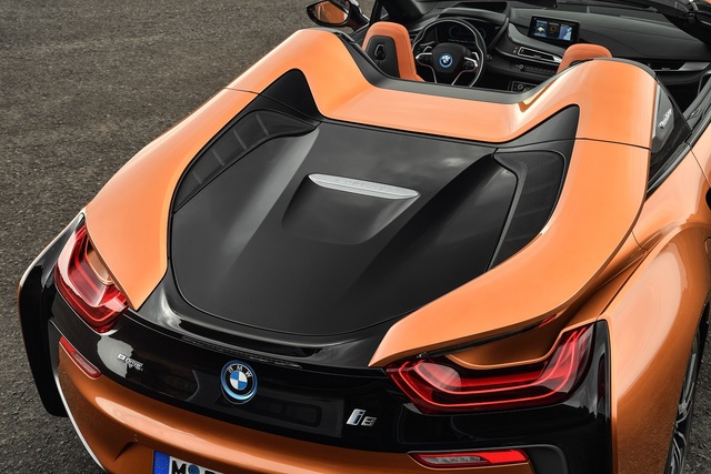 BMW i8 Roadster LA Fuarı’nda gösterildi - 8