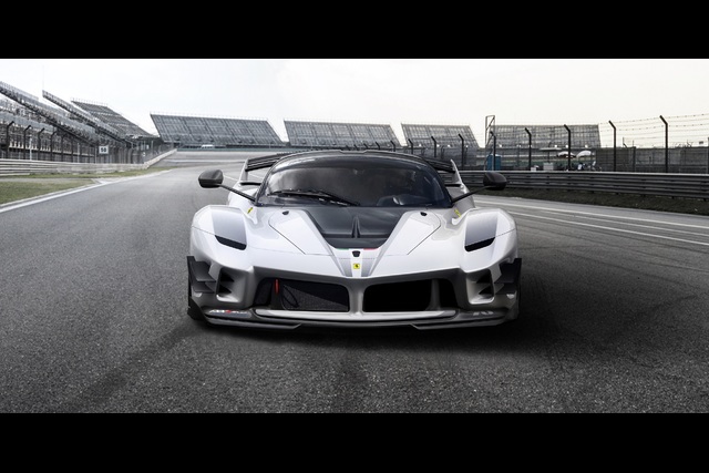 Ferrari FXX-K Evo sınırları zorluyor - 12