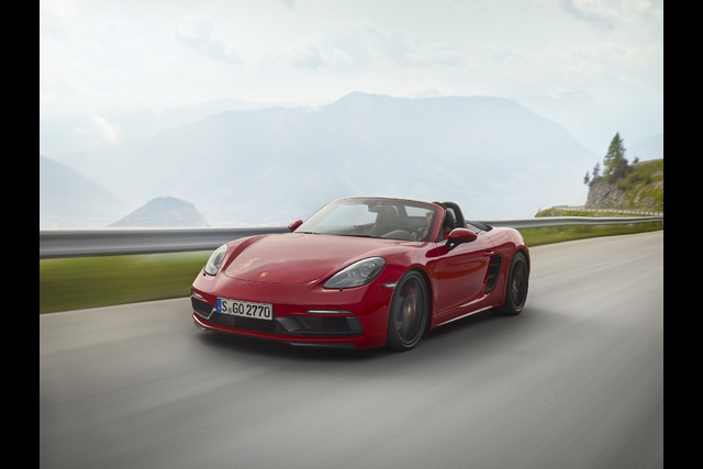 Porsche, 718 Cayman ve Boxster GTS’i hazırladı - 10