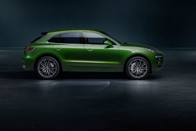 Makyajlı Porsche Macan Turbo 440 bg güç üretiyor - 2