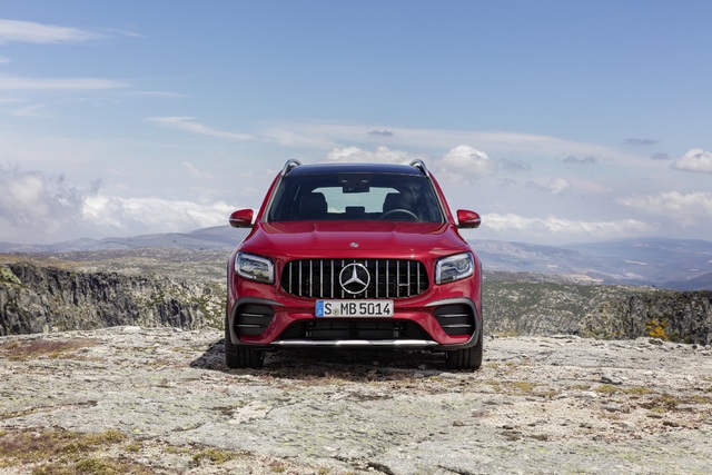 Yeni Mercedes-AMG GLB 35 4MATIC 306 bg güç üretiyor - 13