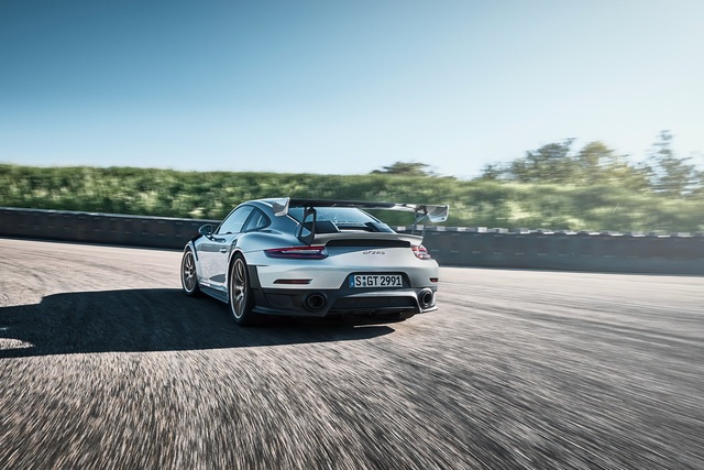 En güçlü 911 modeli GT2 RS Goodwood Festival of Speed'de gösterildi - 3