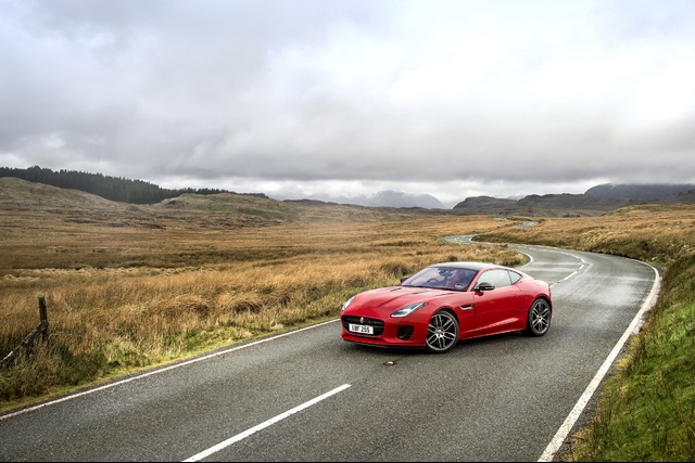 F-Type 2.0 lt motorla satılmaya başlandı - 3